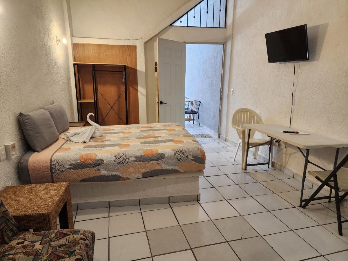Small Studio Apt 5Min To Dt! Zihuatanejo Exterior photo